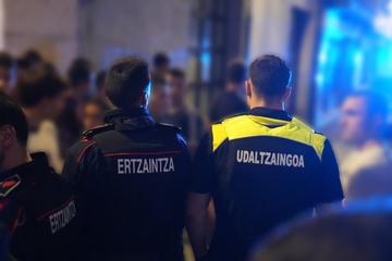 Poliziaren gehiegikeria eta gezurrez beteriko kontakizun mediatikoa salatu ditu Azpeitiko Gaztetxeak (1)