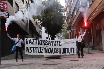 Gernikan, milaka lagunek esan diote ezetz Guggenheim Urdaibai proiektuari (3)