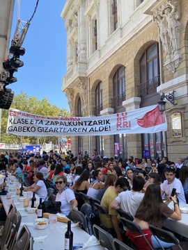 Luberri Eguna ospatu dute Bilbon, guztion parte-hartzearen alde (2)