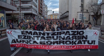 Gasteizko kaleak hartu ditu GKSk, gazte langileek emantzipatzeko duten ezintasunaren kontra (5)