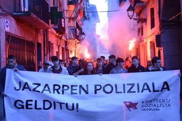 Poliziaren jazarpena salatu du Kontseilu Sozialistak Tolosan (5)