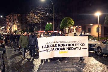 Espazioen gaineko langile kontrolaren inguruko lehen jardunaldiak egin ditu Errakik Azpeitian (15)