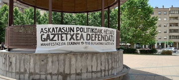 Ehunka lagunek salatu dute Burlatako Gaztetxearen eta askatasun politikoen aurkako erasoaldia (4)