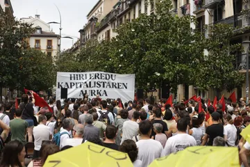 "Langile-klasea Donostiatik bota eta aberatsentzako hiri bilakatu nahi dute" (4)
