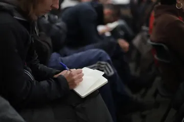 Milaka gazte batu dira Elizondon bigarren egunez, sozialismoaren alde indarrak batzeko (9)