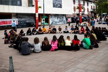 Milaka gazte batu dira Elizondon bigarren egunez, sozialismoaren alde indarrak batzeko (22)