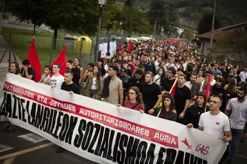 "Sozialismoaren proiektu historikoa gorpuztera goaz" (5)
