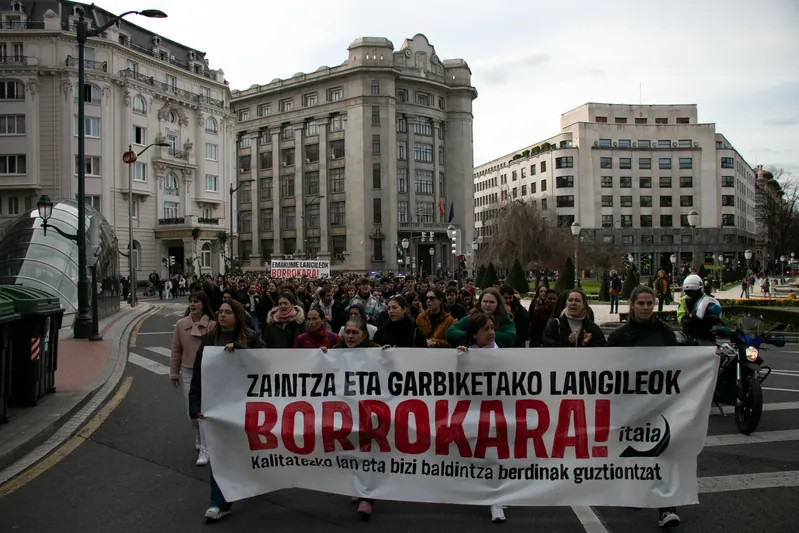 Zaintza sistema publiko komunitarioaren kimera