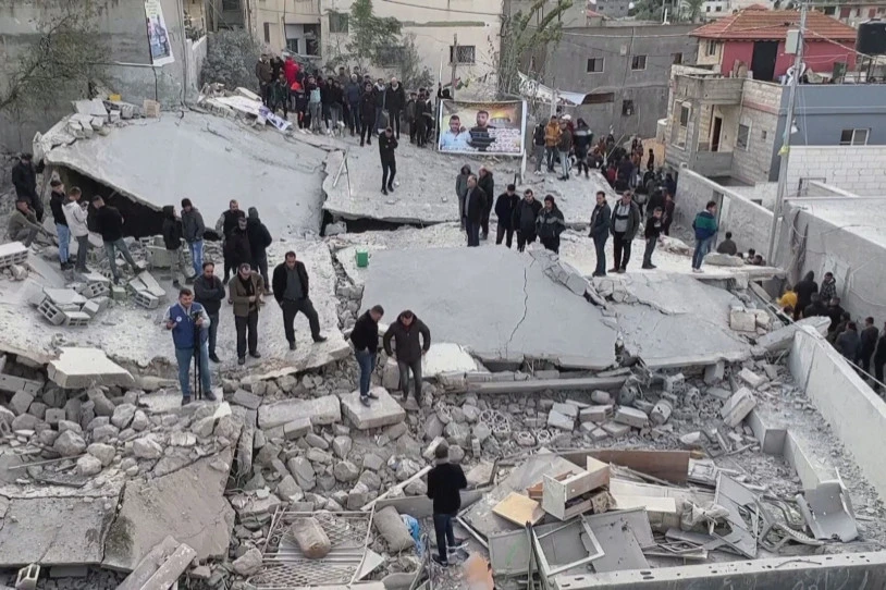 Israelgo Armadak bi gazte palestinar erail ditu Zisjordanian, sarekada batean