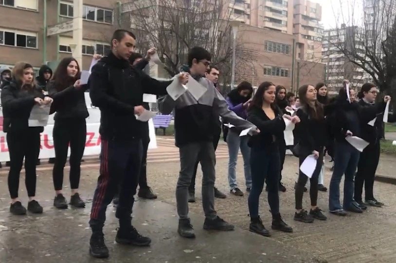 Iturraman, hiru kanporatze eta hamazazpi parte ezarri dizkiete IAko kideei hiru hilabetetan