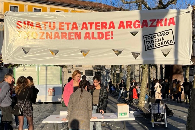 Tolosako Txozna Batzordeak salatu du inauterietan tokirik gabe utzi nahi duela Ezker Abertzaleak