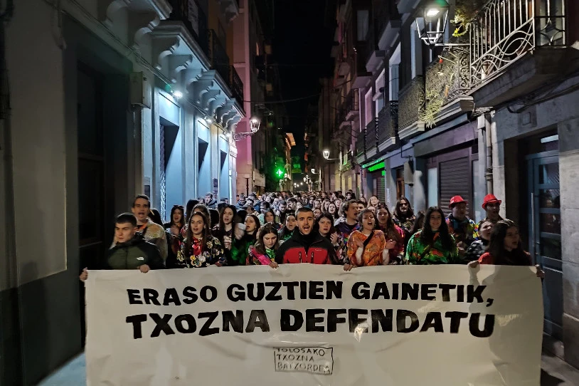 Txoznen defentsan mobilizatu dira Tolosan