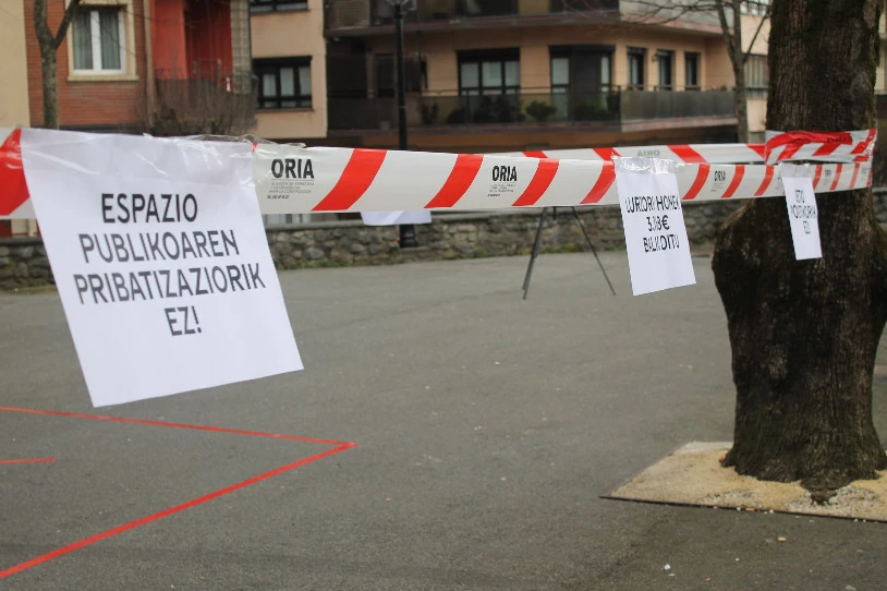 Hernanin 1.300 lagunek babestu dute Mugimendu Sozialistaren txosna jartzeko eskubidea