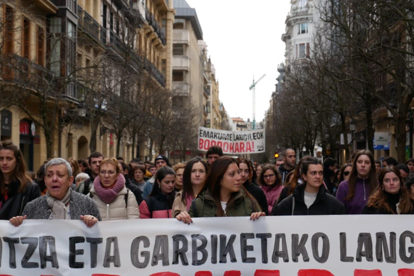 Soldatapeko zaintzako eta garbiketako langileen egoera salatu du Itaiak