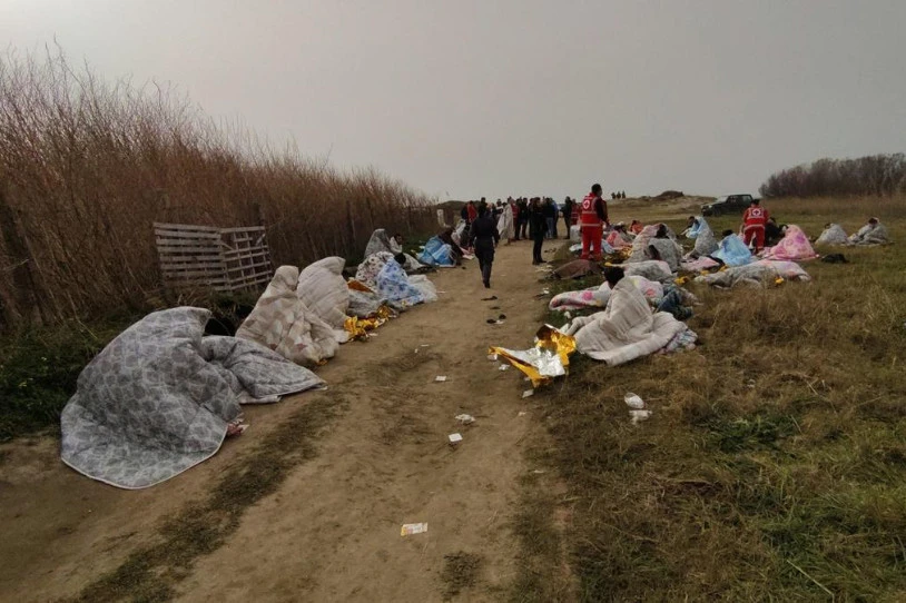 Gutxienez 60 pertsona migratzaile hil dira Italian, itsasontzi bat hondoratu ostean