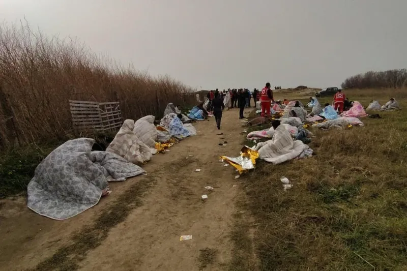 Gutxienez 60 pertsona migratzaile hil dira Italian, itsasontzi bat hondoratu ostean