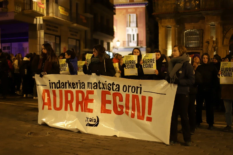 Iruñean argitara atera den azken bortxaketa salatu du Itaiak