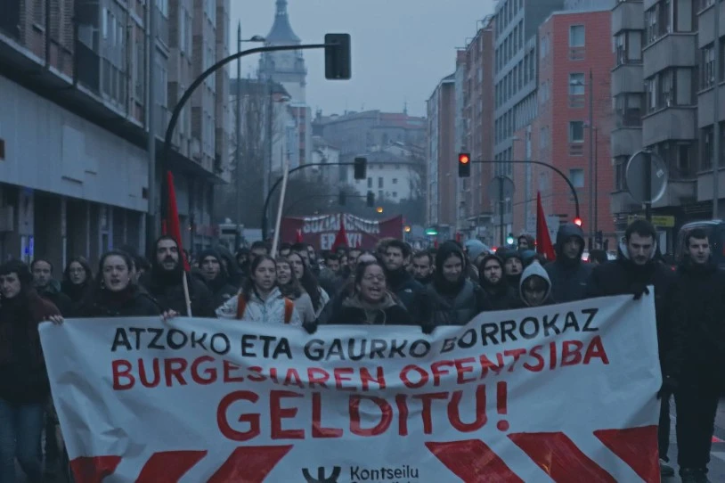 Atzoko eta gaurko borrokaz, burgesiaren ofentsiba gelditzera deitu dute gaur Gasteizen