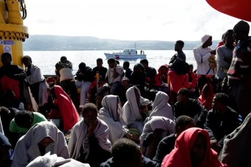 Migratzen ari ziren bost lagun hil eta beste 28 desagertu dira Tunisiako kostatik gertu