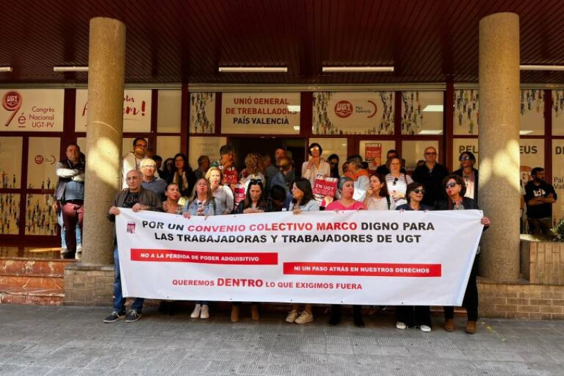 UGT sindikatuko langileek protestak hasi dituzte, sindikatuak eskainitako baldintza "barregarrien" kontra