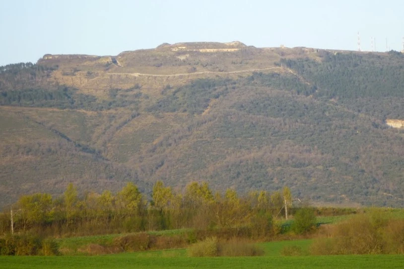 Hainbat eraso matxista salatu dituzte Gasteizen eta Iruñerrian