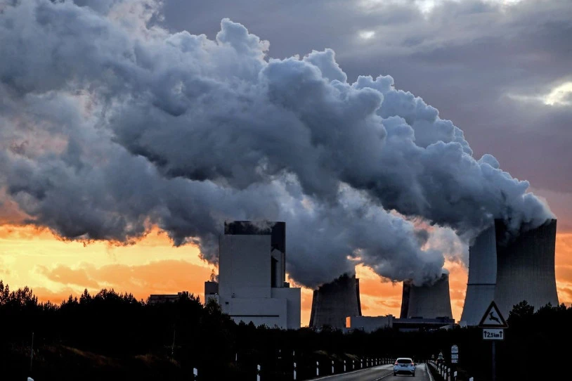 Munduko biztanleriaren %1 aberatsenaren CO2 emisioak %50 pobreenarenak baino %60 altuagoak dira
