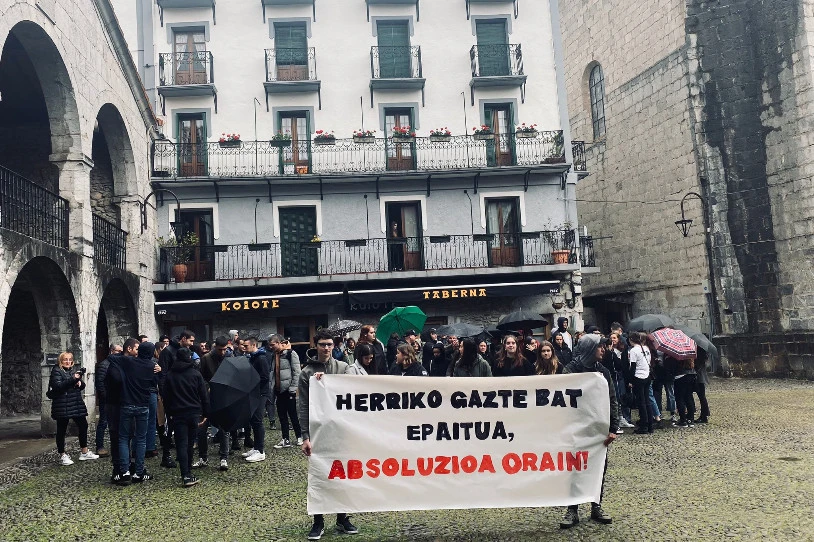 Absolbitu egin dute Zestoako Gaztetxe berriaren birjabetzea dela-eta epaitutako gaztea