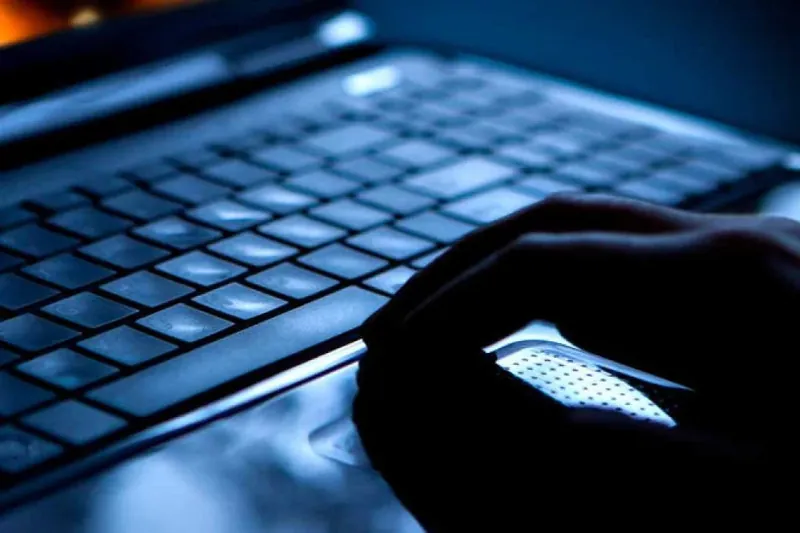 Haur pornografiarekin trafikatzen duten hiru pedofilo atzeman dituzte Ezkerraldean