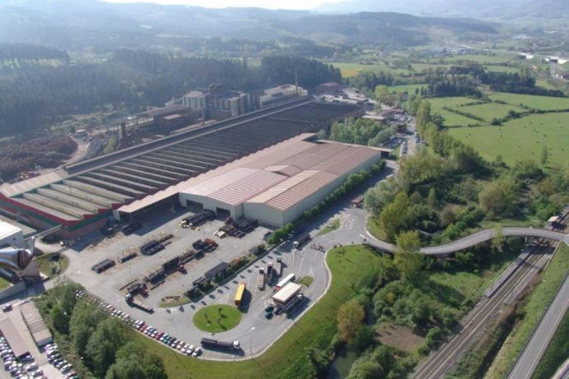 Aldi baterako lan-erregulazio bat ezarriko dute Amurrioko Tubos Reunidosen