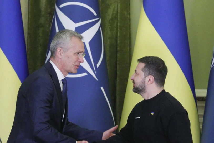 Suedia NATOko kide izatetik urrats batera, eta Ukrainaren partaidetza zalantzan