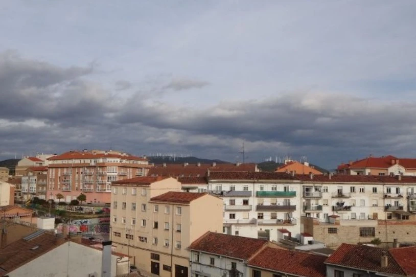 Bi langile zauritu dira Tafallan, lan-istripuz