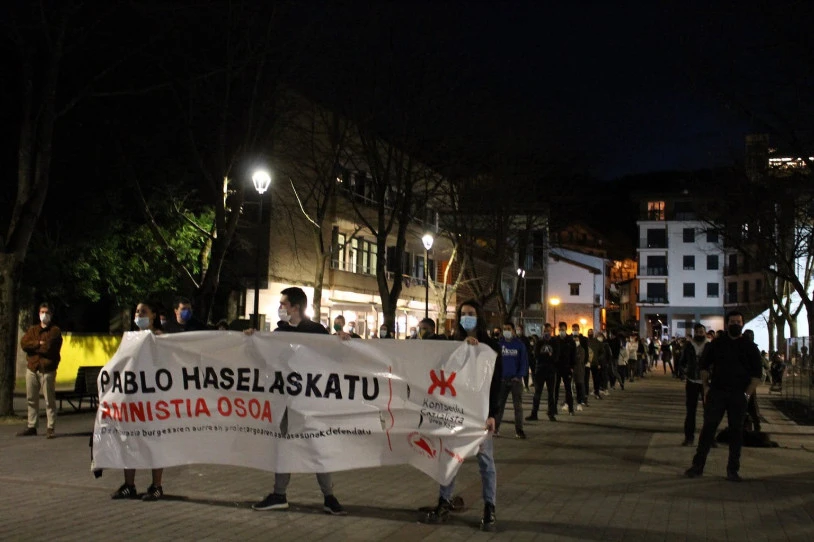 Pablo Hasel preso izango dute 2027ko apirilera arte