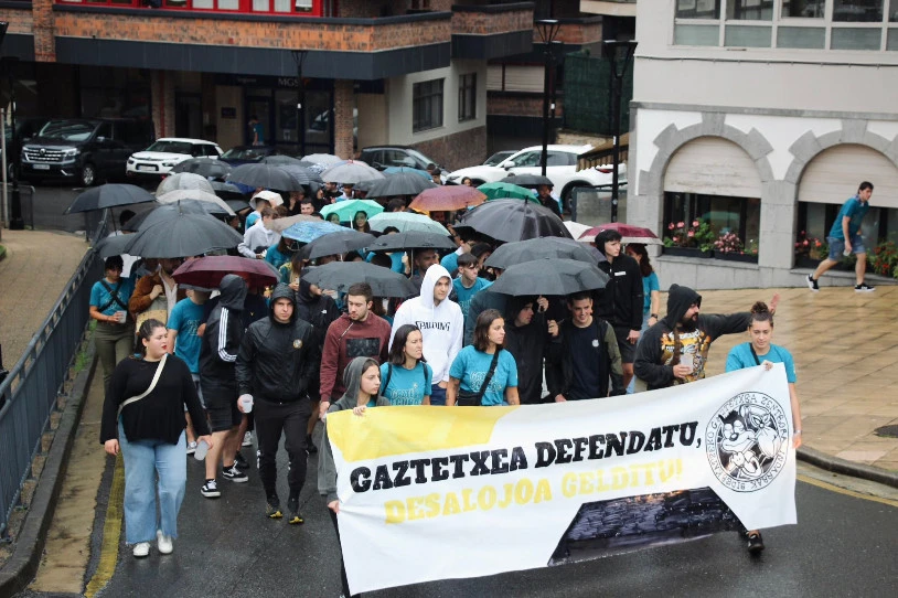 Zestoako Gaztetxea defendatzera deitu dute, desalojo arriskuaren aurrean