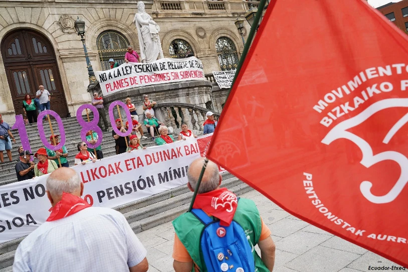 Mobilizazioak hasi dituzte berriz pentsiodunek, 1.080 euroko gutxieneko pentsioaren alde