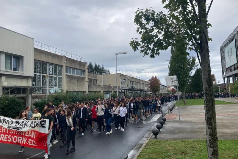 'Leioako 5en' askatasuna exijitzeko mobilizazioak izango dira bihar