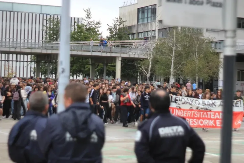 Segurtasun pribatuko 4.500 agentetik gora daude Hego Euskal Herrian