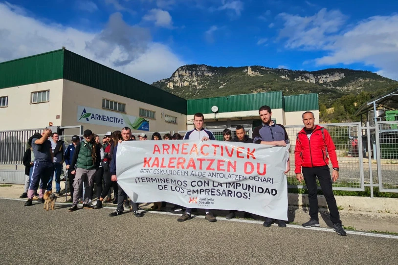 Beren eskubideen alde antolatzen direnak kaleratzen ditu Arneactivek