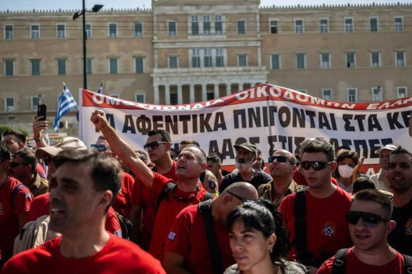 78 orduko lan astea legeztatu dute Grezian