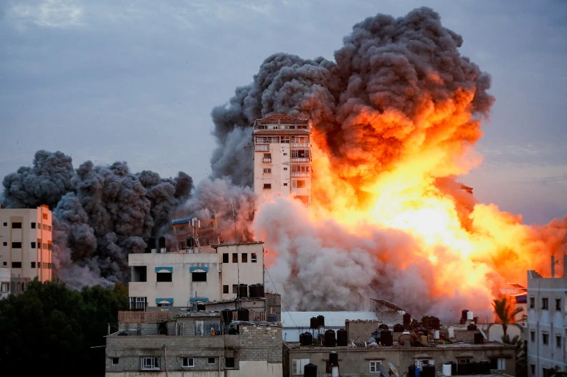 100.000 soldadu mobilizatu ditu Israelek, erasoan jarraitzeko Gazan
