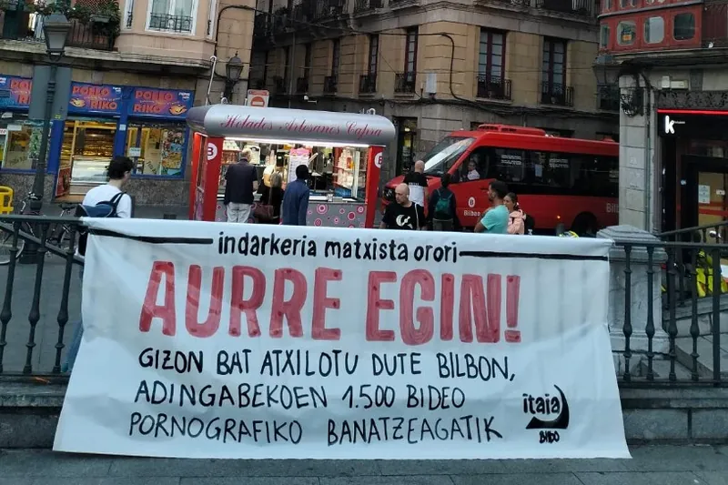 Bilbon, pornografia pedofiloarekin trafikatzen duen gizon bat atzeman dute