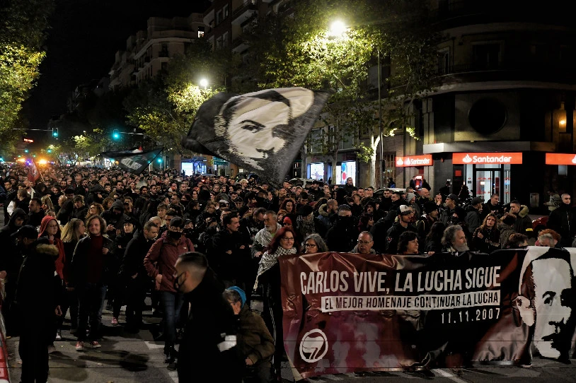Madrilen, milaka lagunek oroitu dute Carlos Palomino militante antifaxista bere erailketaren 16. urteurrenean