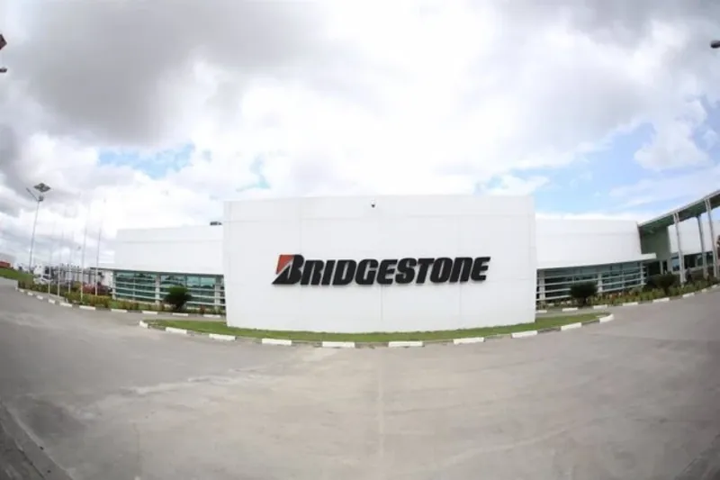 Aldi baterako lan-erregulazioa izango da Basauriko eta Usansoloko Bridgestone lantegietan