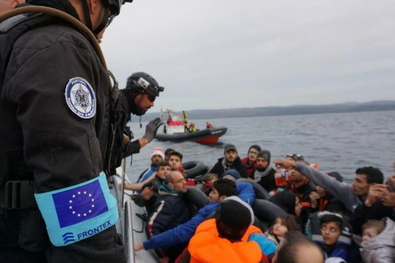 Migrazioari eta Asiloari buruzko Itunaren bidez, hainbat lurraldetatik immigratzea zailduko du Europar Batasunak