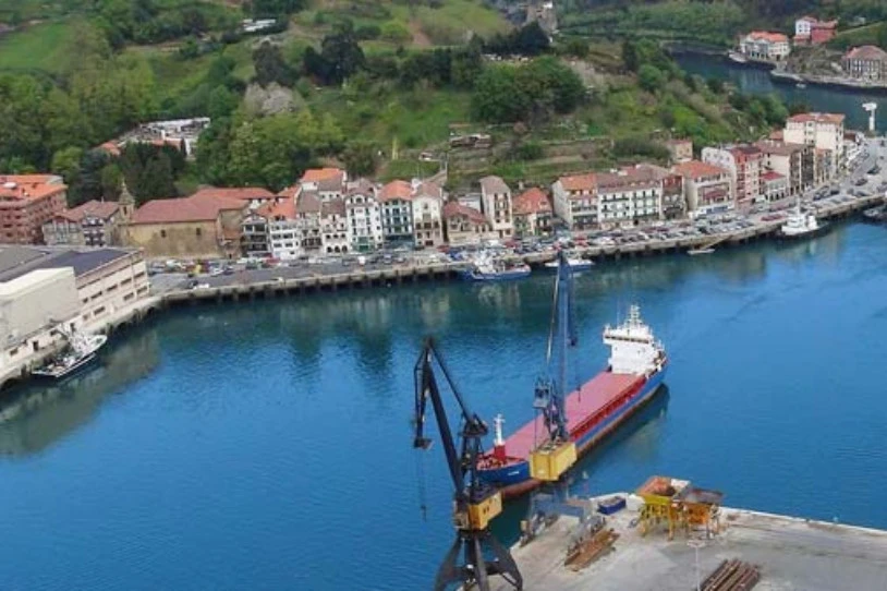 Hamabi lan-heriotzaren berri izan da Euskal Herrian azken hilean