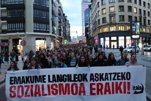Martxoaren 8an mobilizatzera deitu dute Itaiak eta IAk