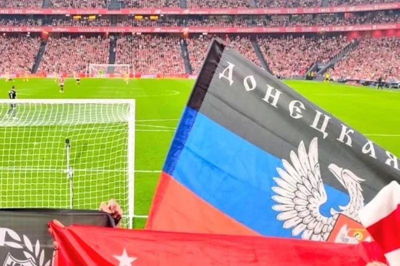 Donetskeko bandera San Mamesen ateratzeagatik, pertsona bat epaituko dute apirilean