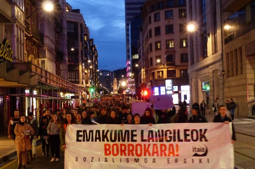 "Sozialismoaren eraikuntzan ezinbestekoa da emakume langileok lehen lerroan kokatzea"