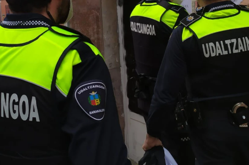 Poliziak tiroz zauritu ditu bi pertsona Barakaldon