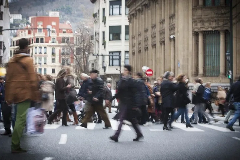 Proletarioa da Hego Euskal Herriko biztanleen %56
