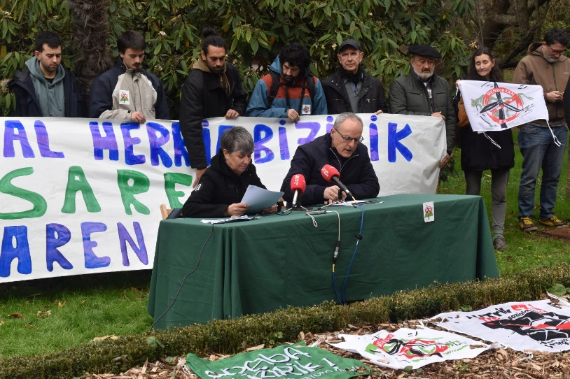 Larunbat honetan, lurraren defentsan mobilizatzera deitu du Euskal Herria Bizirik sareak